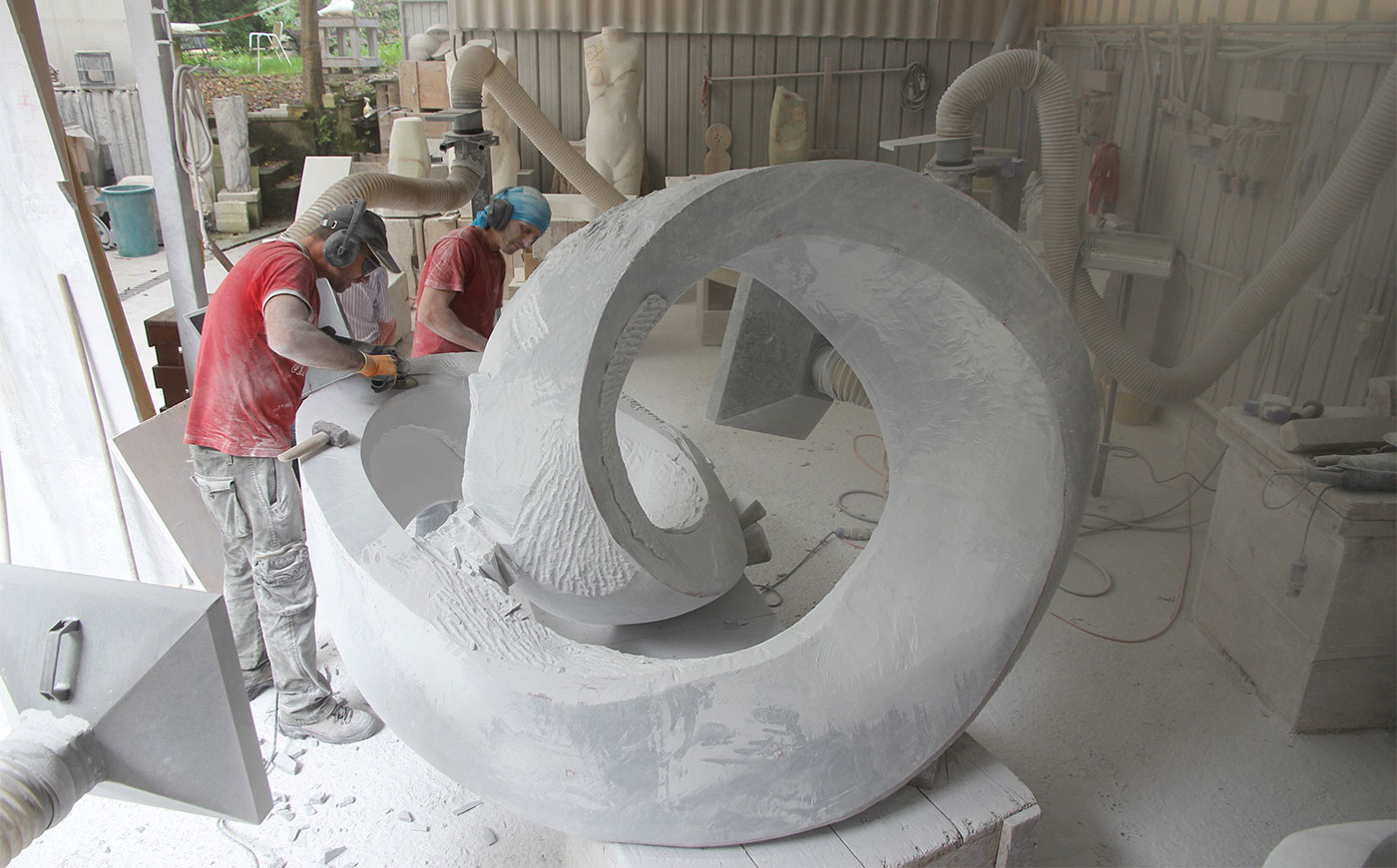 Richard Erdman modern sculpture marble process