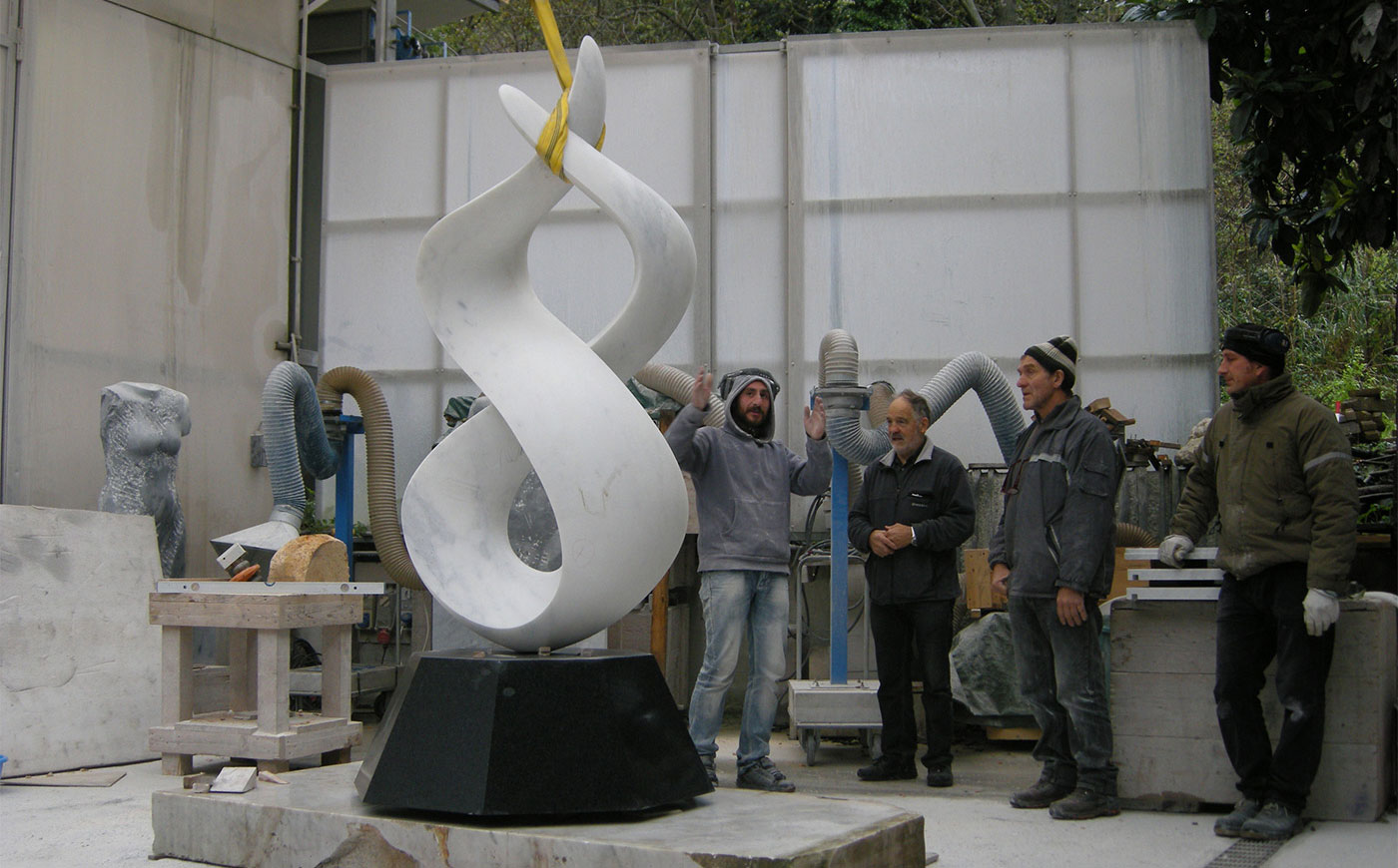 Richard Erdman modern sculpture process